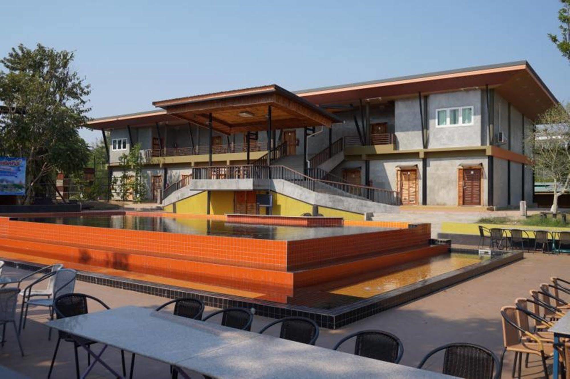 The Riverpool Resort And Spa Kanchanaburi Exterior foto